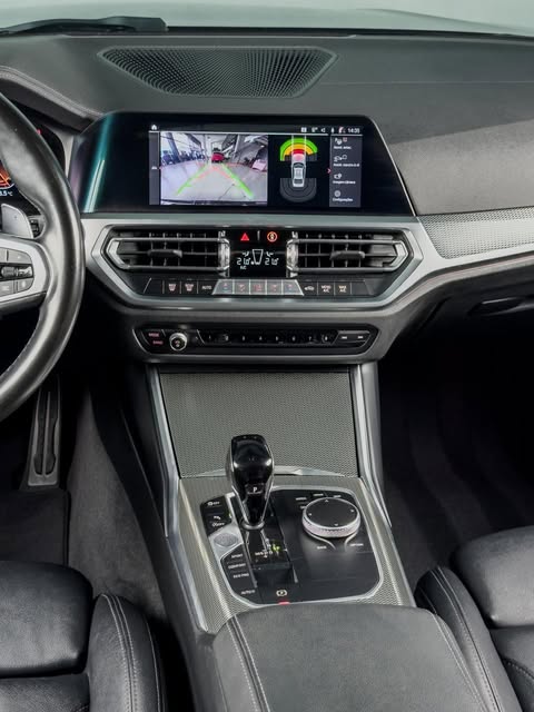 BMW 320I M SPORT - Imagem 9