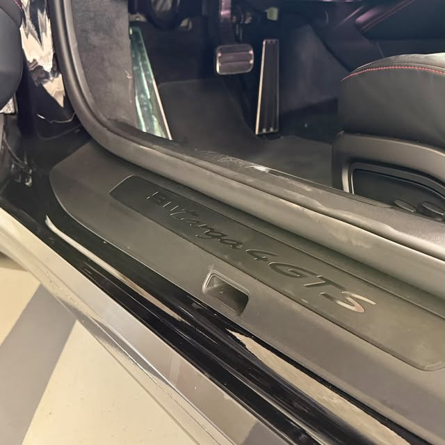 PORSCHE 911 TARGA 4 GTS - Imagem 9