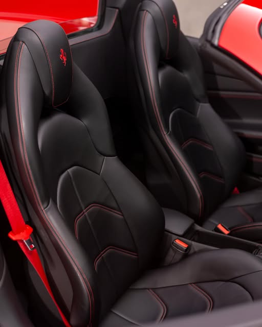 FERRARI 488 SPIDER - Imagem 15