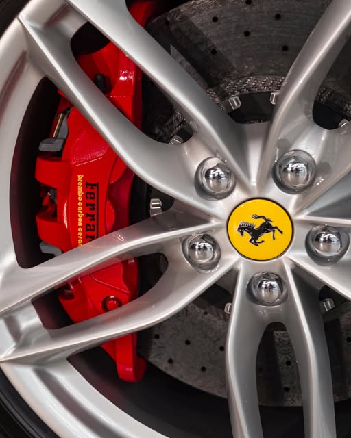 FERRARI 488 SPIDER - Imagem 8