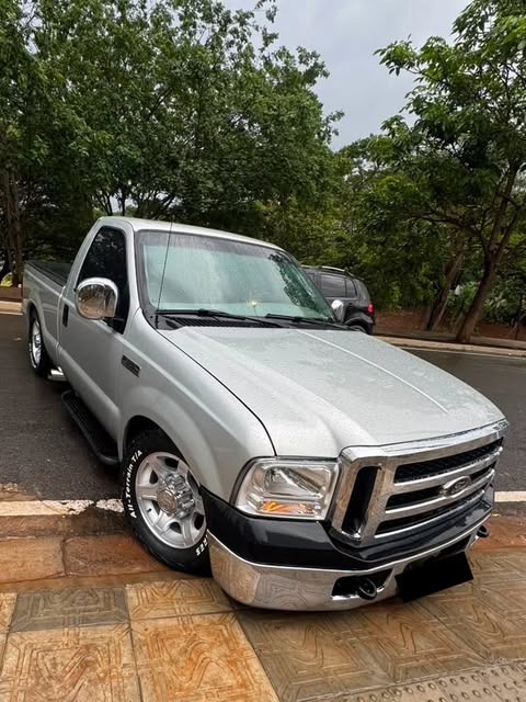 FORD F-250 XLT-L - Imagem 2