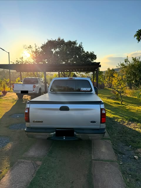 FORD F-250 XLT-L - Imagem 7