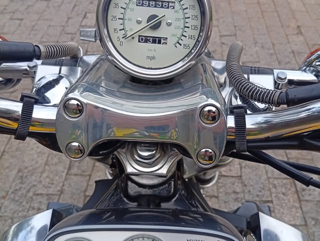 YAMAHA V-MAX - Imagem 9
