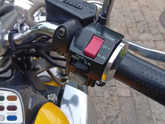 YAMAHA V-MAX - Imagem 10