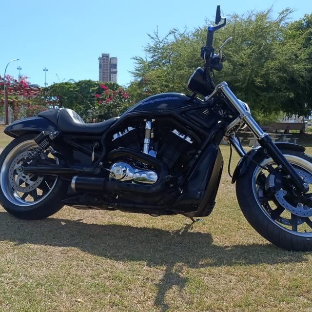 HARLEY-DAVIDSON V-ROD - Imagem 2