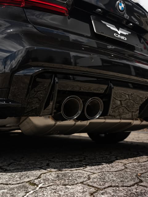 BMW M3 COMPETITION - Imagem 17