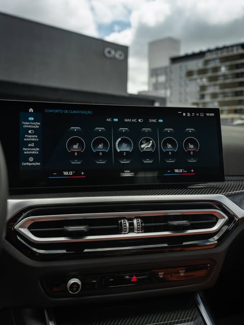 BMW M3 COMPETITION - Imagem 10
