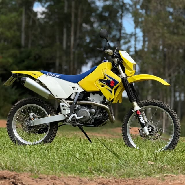 SUZUKI DRZ 400 - Imagem 1