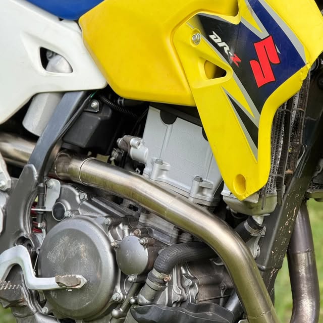 SUZUKI DRZ 400 - Imagem 5