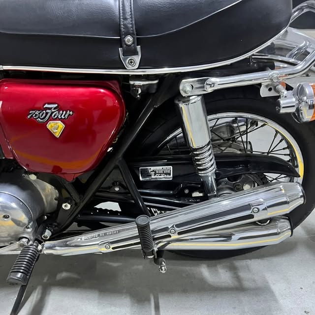 HONDA CB 750 FOUR - Imagem 6