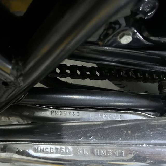 HONDA CB 750 FOUR - Imagem 10