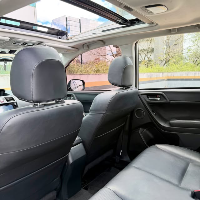 SUBARU FORESTER XT - Imagem 10