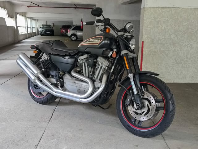HARLEY-DAVIDSON 1200XR - Imagem 1
