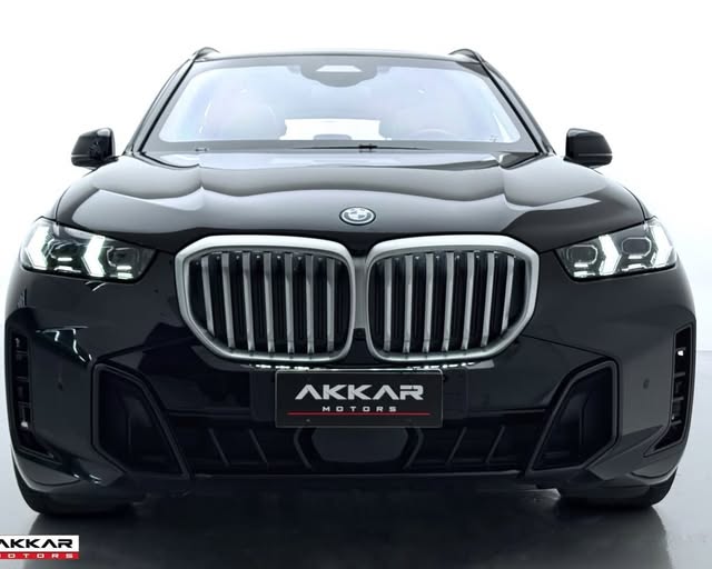 BMW X5 XDRIVE50E M SPORT - Imagem 9