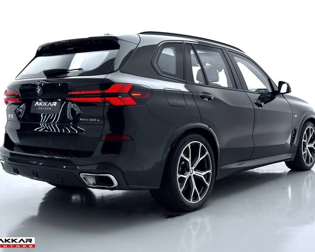 BMW X5 XDRIVE50E M SPORT - Imagem 10