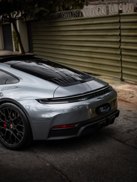 PORSCHE 911 CARRERA GTS - Imagem 5