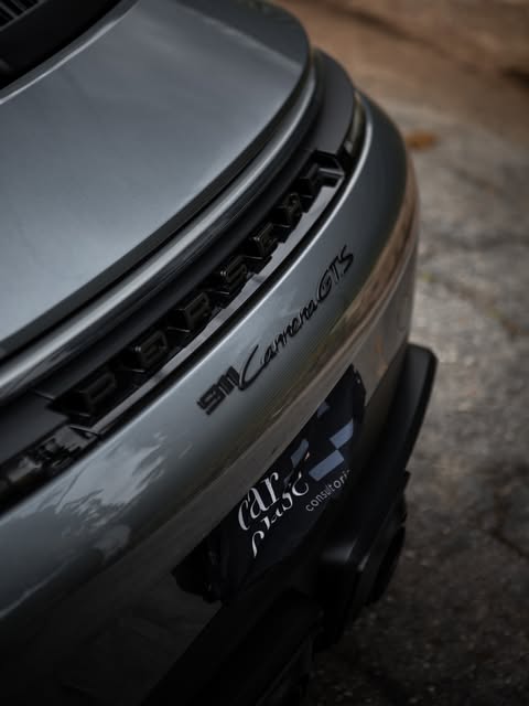 PORSCHE 911 CARRERA GTS - Imagem 6