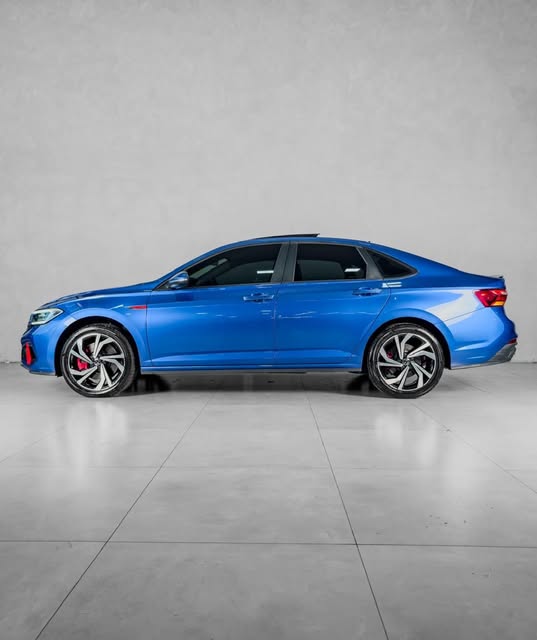 VOLKSWAGEN JETTA GLI - Imagem 3