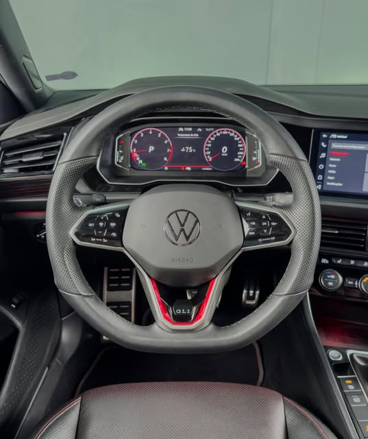 VOLKSWAGEN JETTA GLI - Imagem 8