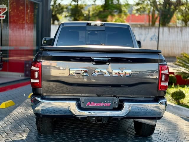 RAM 3500 LARAMIE - Imagem 6