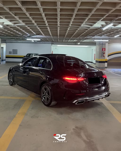 MERCEDES-BENZ C 200 EQ BOOST AMG LINE - Imagem 4