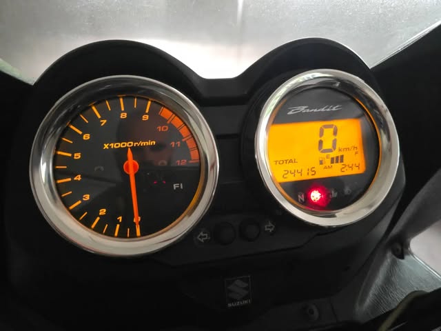 SUZUKI BANDIT 1250S - Imagem 11