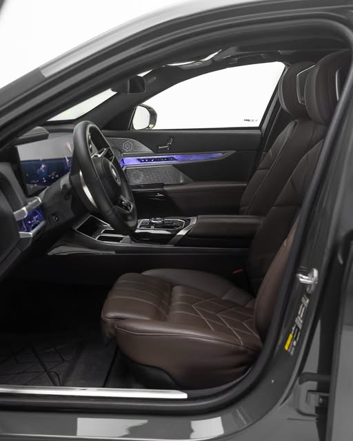 BMW I7 XDRIVE60 M SPORT - Imagem 4