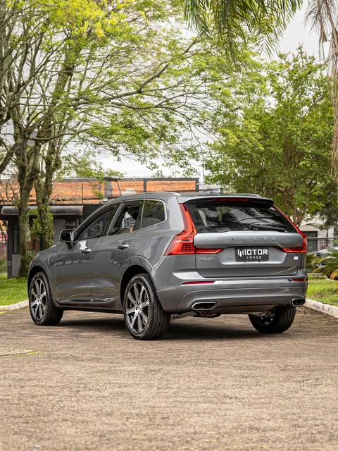 VOLVO XC60 T8 INSCRIPTION - Imagem 4