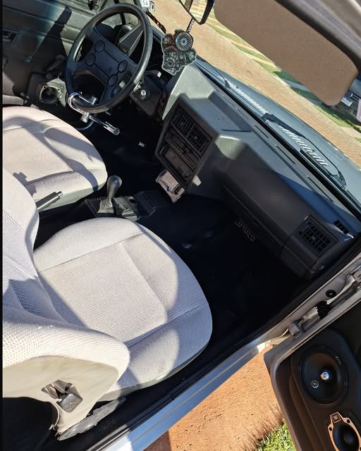 VOLKSWAGEN GOL CL - Imagem 4