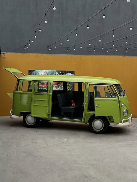 VOLKSWAGEN KOMBI - Imagem 18