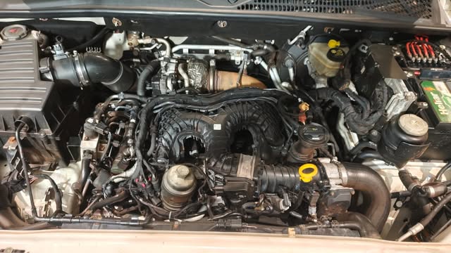 VOLKSWAGEN AMAROK V6 EXTREME CS - Imagem 14