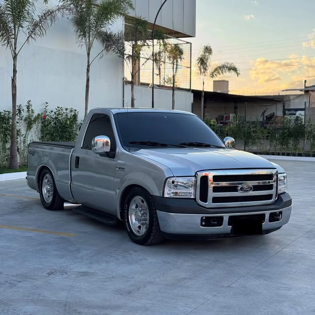 FORD F-250 XL-L - Imagem 3