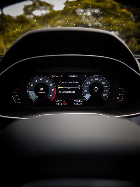 AUDI Q3 PERFORMANCE 40 TFSI QUATTRO - Imagem 14