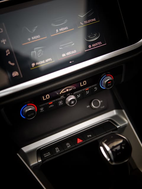 AUDI Q3 PERFORMANCE 40 TFSI QUATTRO - Imagem 18