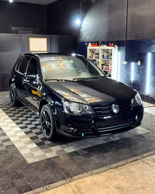 VOLKSWAGEN GOLF SPORTLINE - Imagem 2