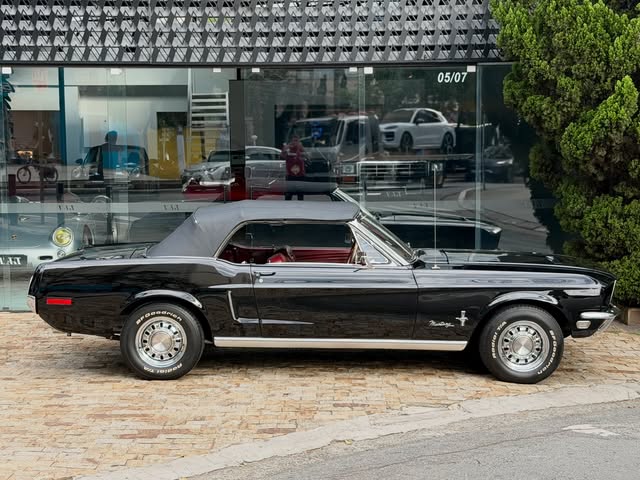 FORD MUSTANG - Imagem 2