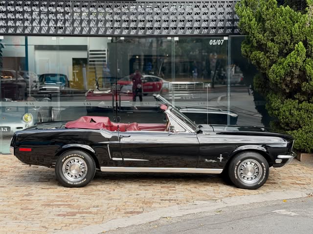 FORD MUSTANG - Imagem 13