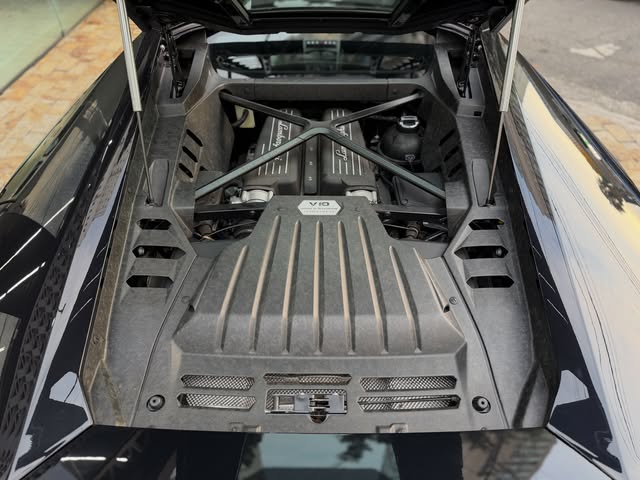 LAMBORGHINI HURACAN - Imagem 18