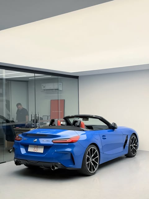 BMW Z4 SDRIVE30I - Imagem 13