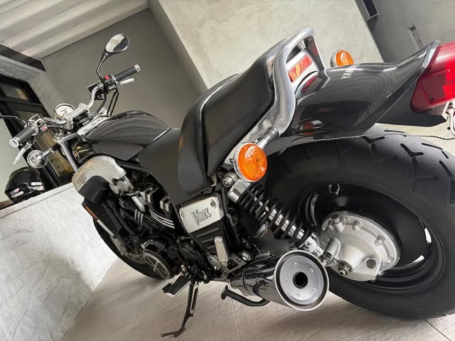 YAMAHA V-MAX - Imagem 11