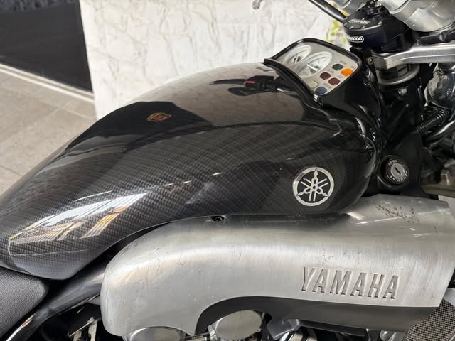 YAMAHA V-MAX - Imagem 6