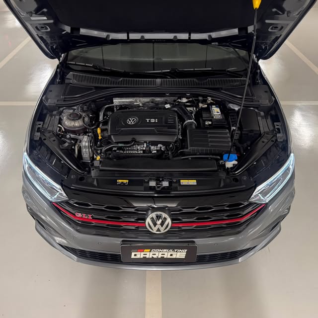 VOLKSWAGEN JETTA GLI - Imagem 6