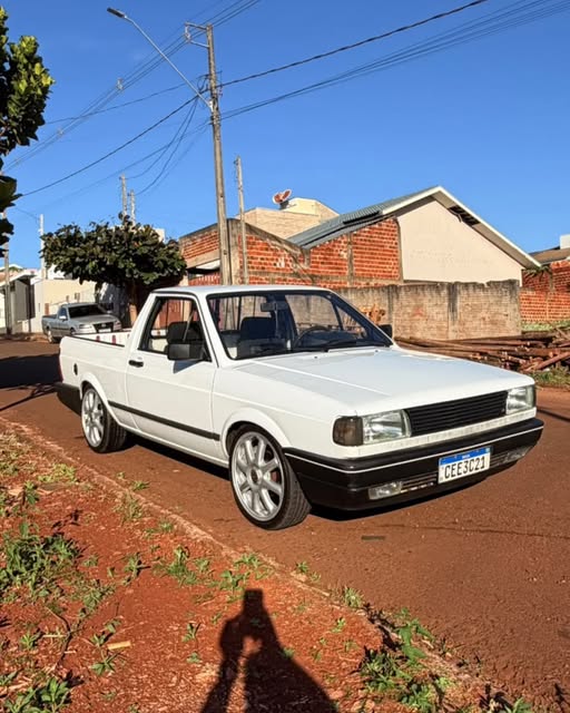 VOLKSWAGEN SAVEIRO CL - Imagem 5