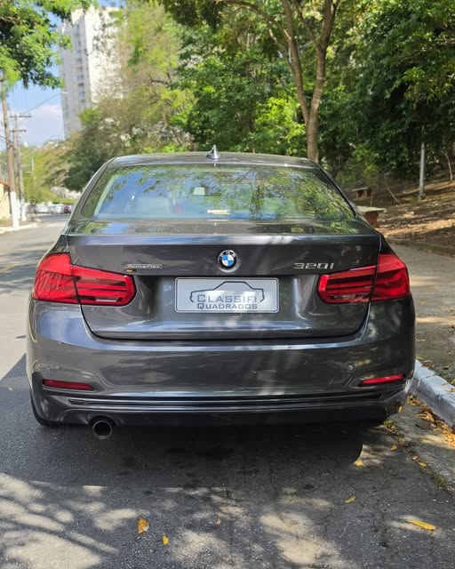 BMW 320I SPORT - Imagem 15