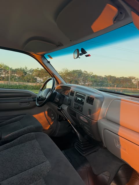 FORD F-250 XLT - Imagem 12