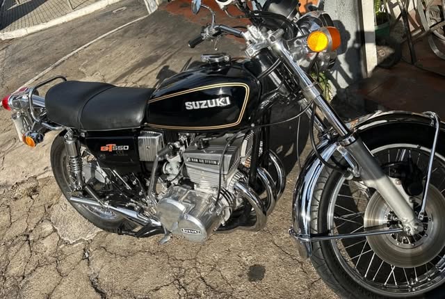 SUZUKI GT 550 - Imagem 7