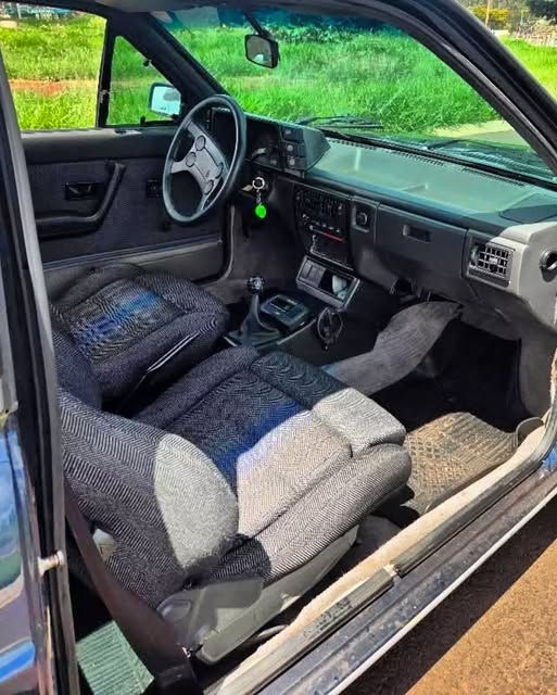 VOLKSWAGEN GOL GTI - Imagem 4