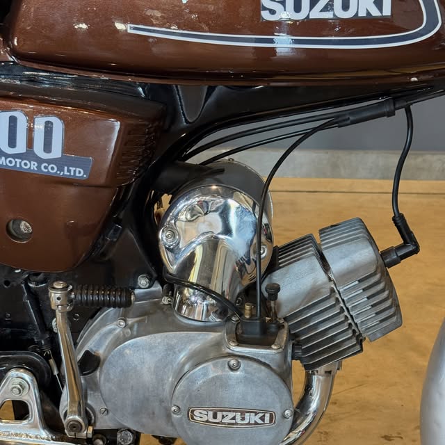 SUZUKI A 100 - Imagem 2