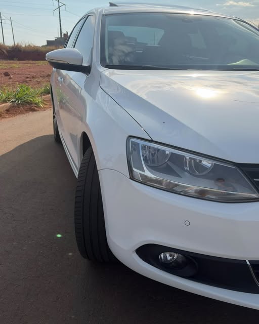 VOLKSWAGEN JETTA HIGHLINE - Imagem 11