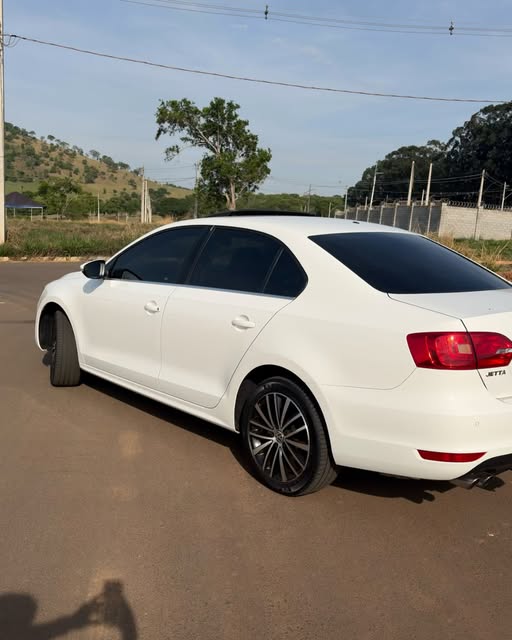 VOLKSWAGEN JETTA HIGHLINE - Imagem 12